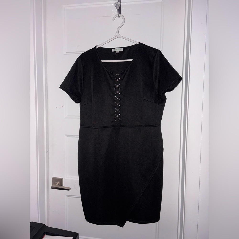 Chic Black Mini Dress with Button Detail PTP22” Fits US 1X-2X - Picture 3 of 9